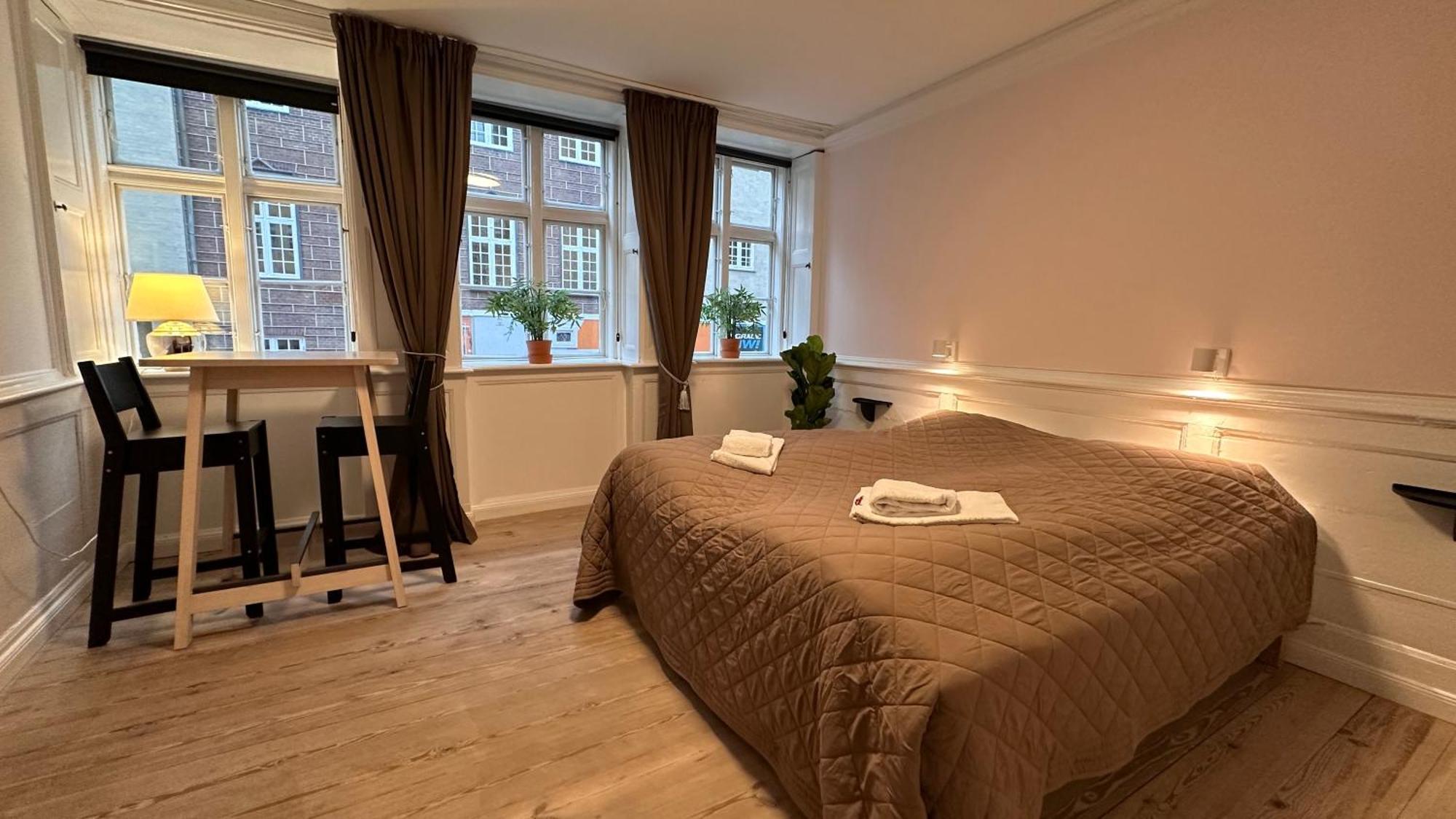 Carolinas Christianshavn Lejlighed *